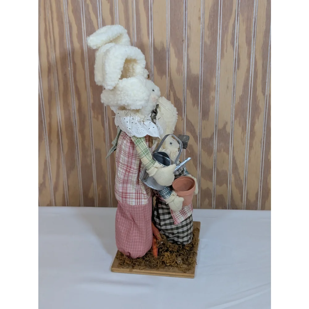 Unbranded Unisex Easter Bunny Family Figurine